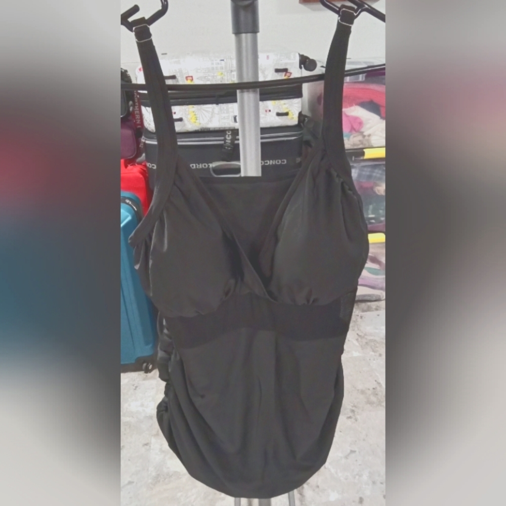Bathing suit - Picture 4 of 7